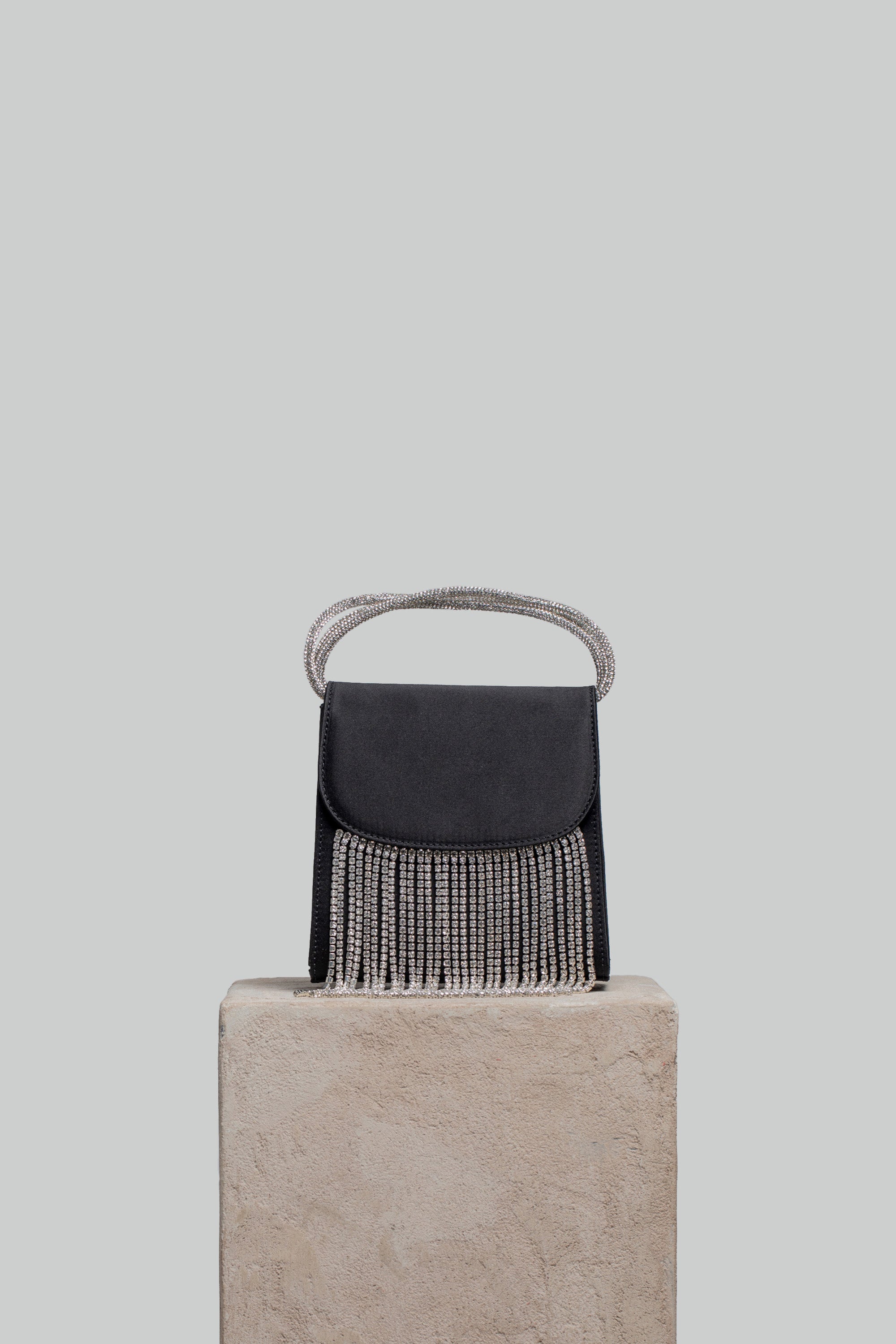 Loop Bag in Black with Fringes - FOLKLORE THE LABEL