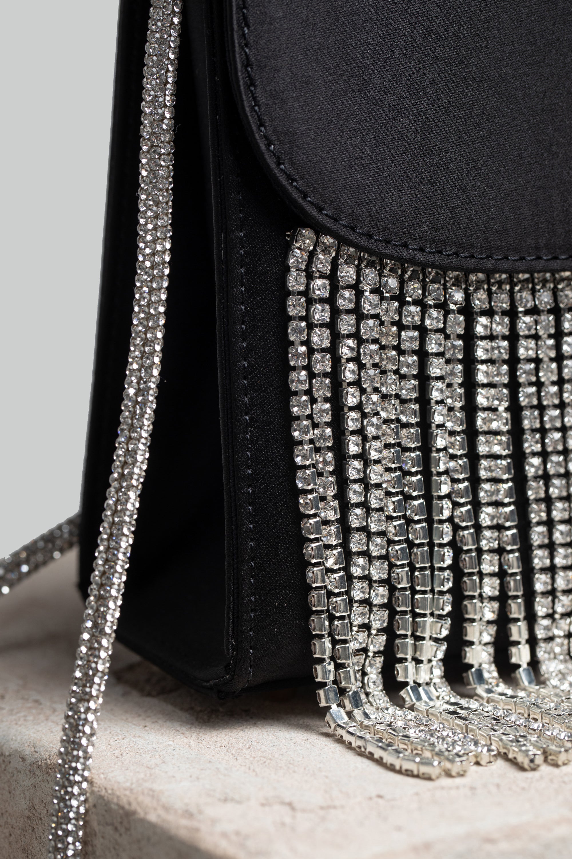 Loop Bag in Black with Fringes - FOLKLORE THE LABEL