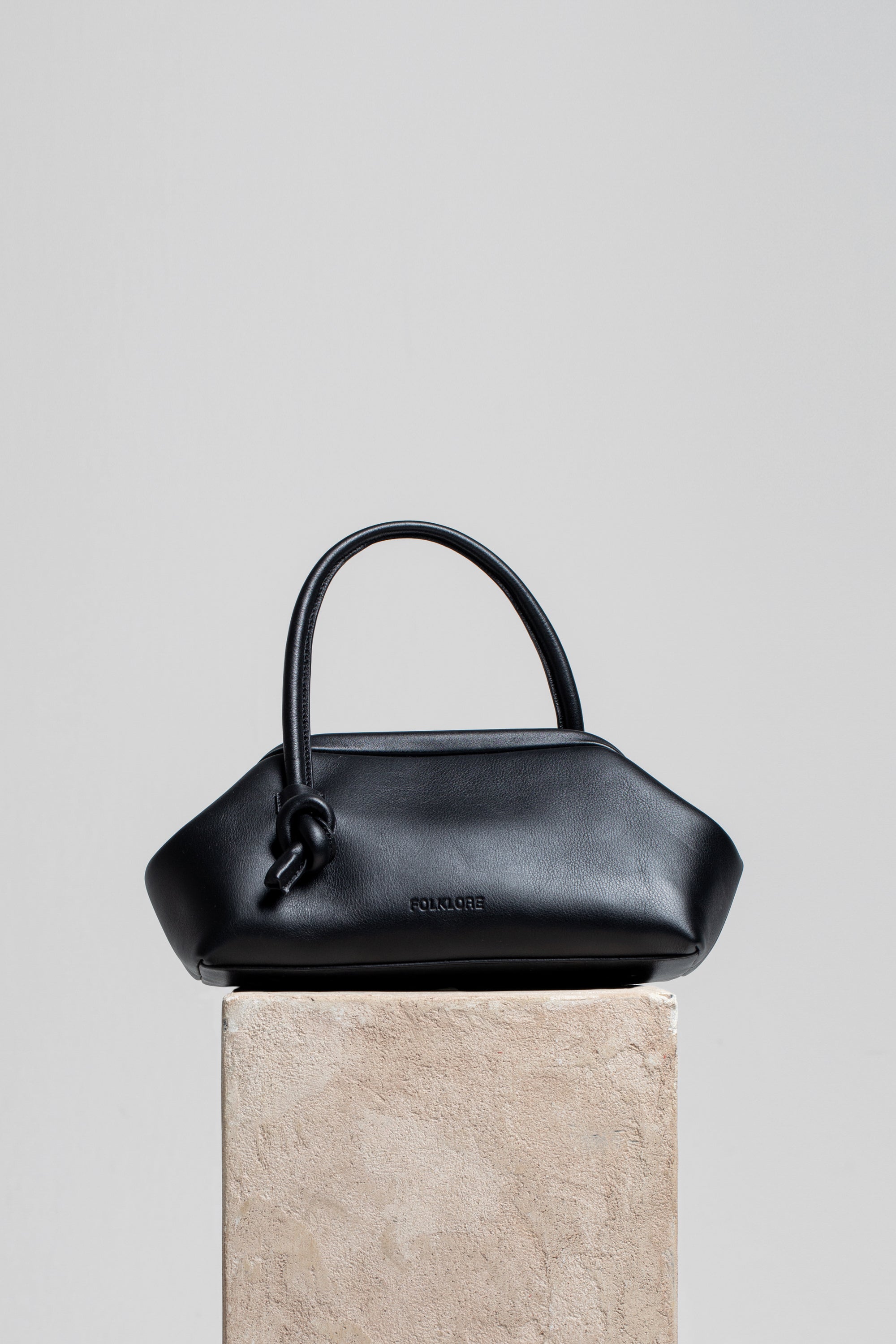 Money Pouch in Leather - FOLKLORE THE LABEL