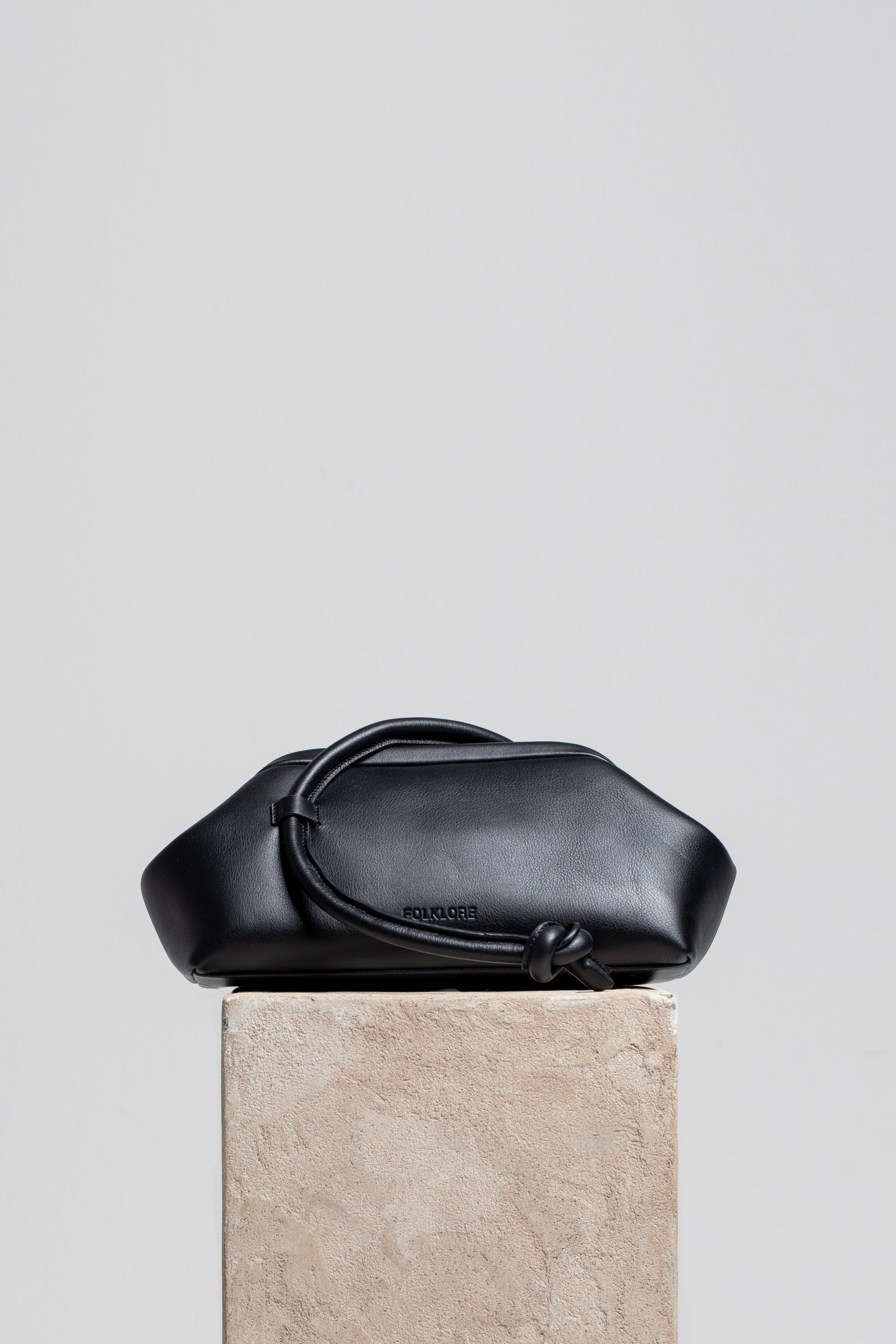 Money Pouch in Leather - FOLKLORE THE LABEL