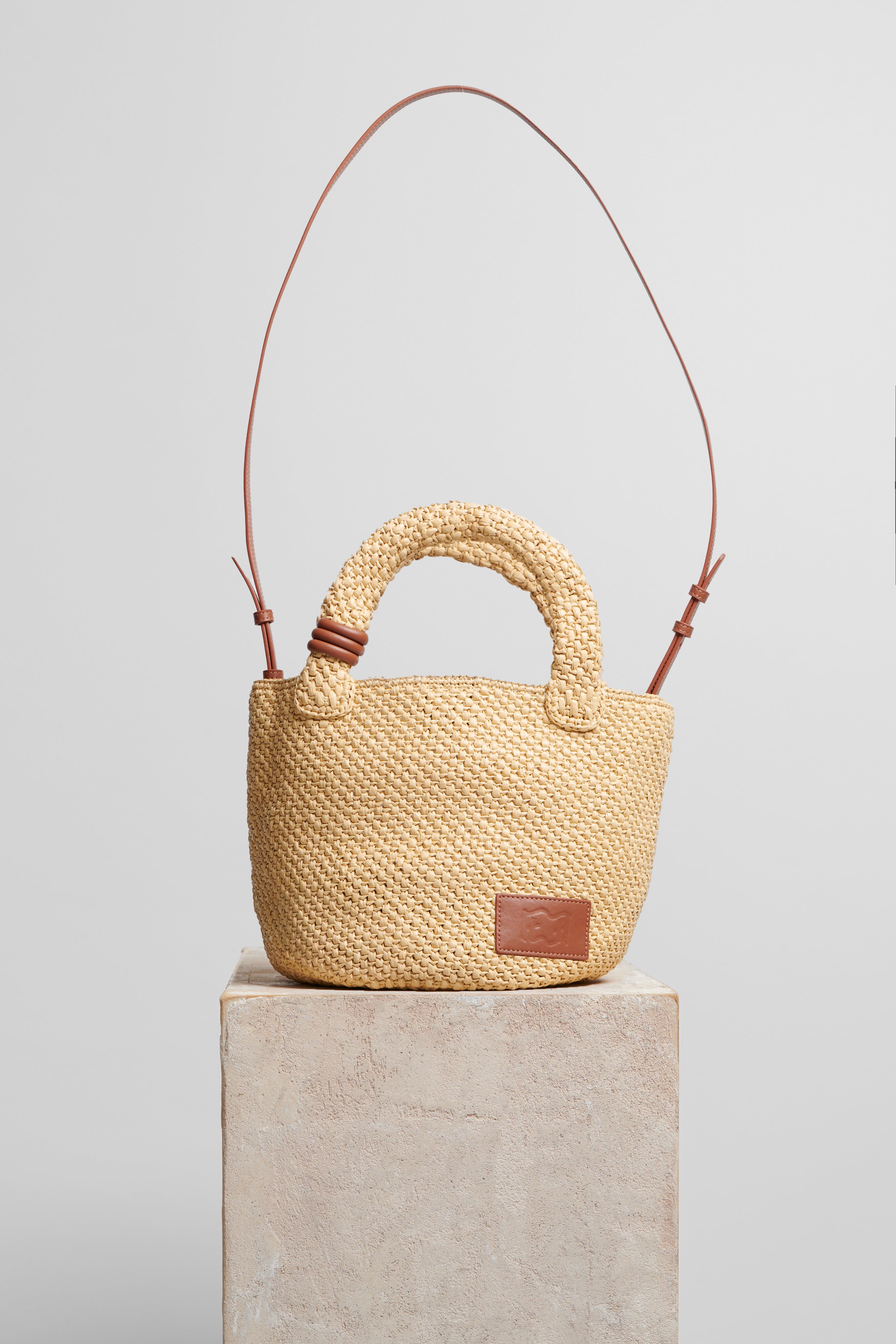 Basket Bag in Raffia