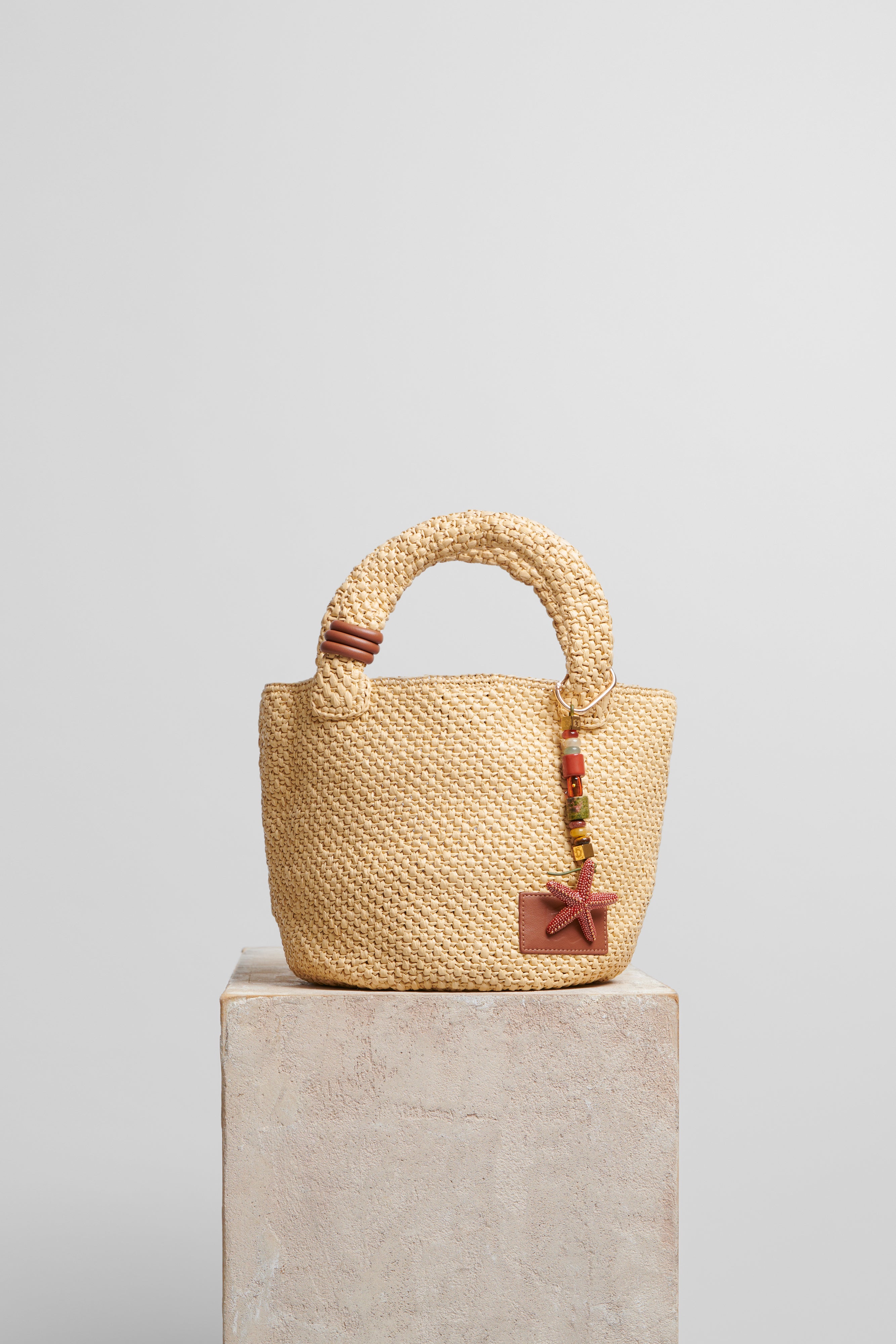 Basket Bag in Raffia