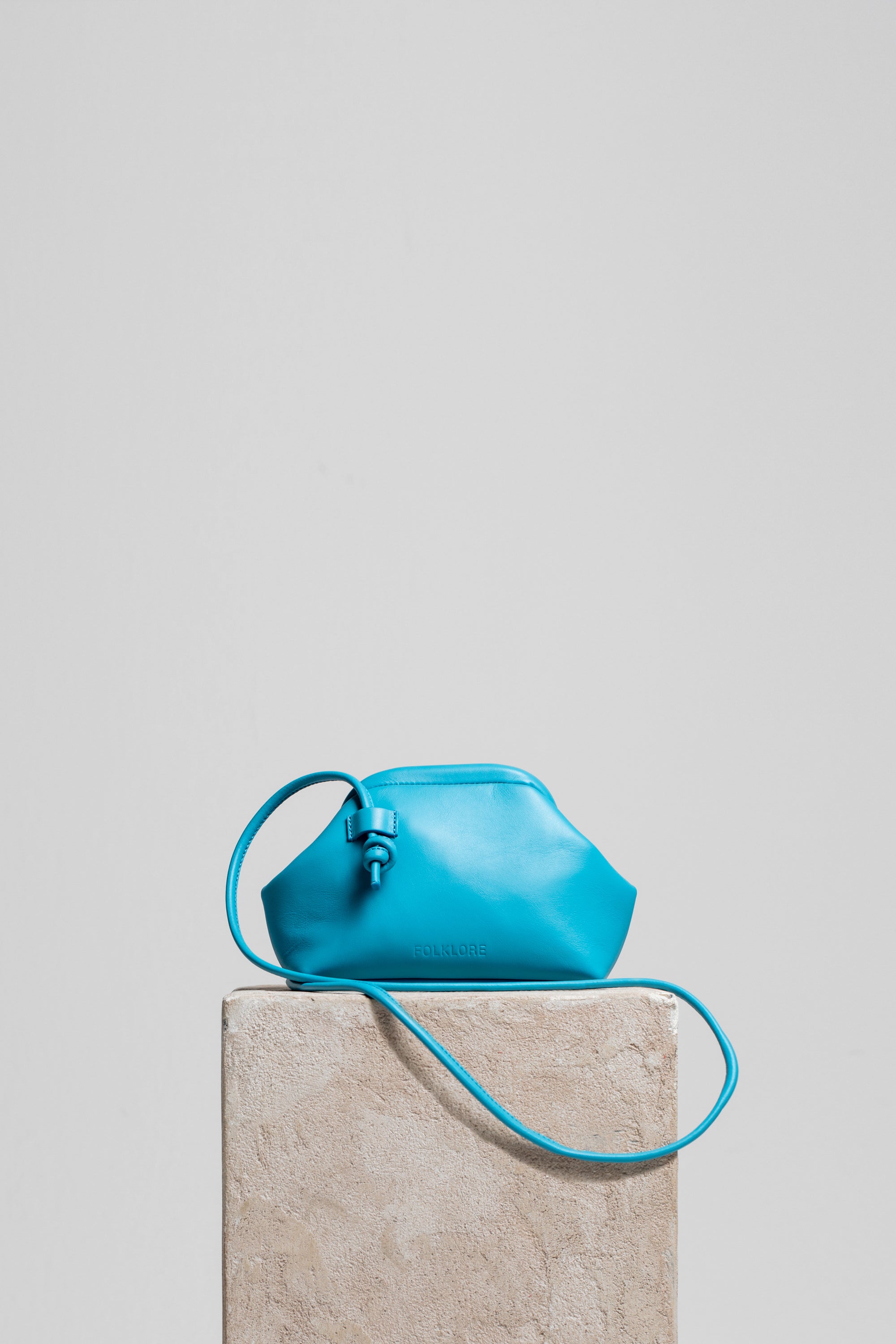Mini Money Pouch in Leather - FOLKLORE THE LABEL